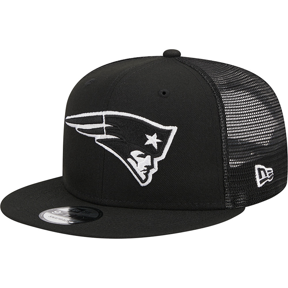 NFL New England Patriots New Era Black &amp; White Trucker 9FIFTY Snapback