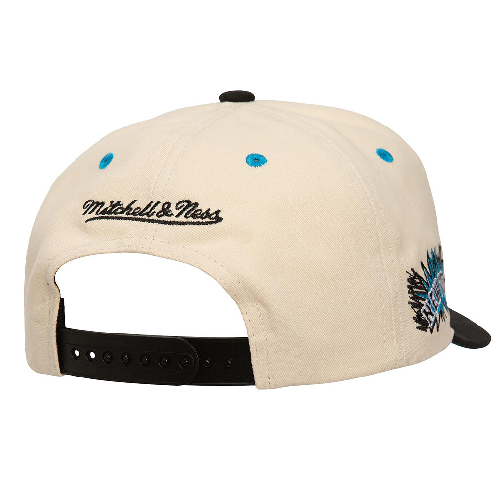 MLB New York Yankees Mitchell &amp; Ness Overspray Pro Snapback