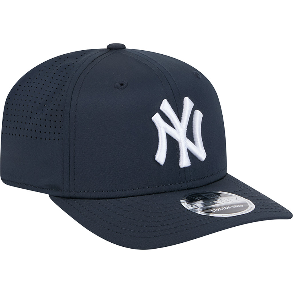 MLB New York Yankees New Era Perform 9SEVENTY Stretch Snapback Hat