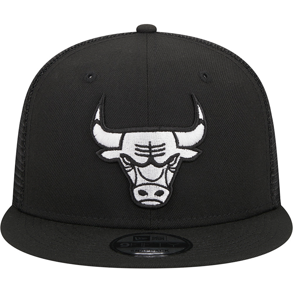 NBA Chicago Bulls New Era Black &amp; White Trucker 9FIFTY Snapback