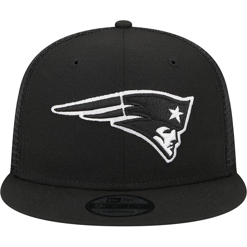 NFL New England Patriots New Era Black &amp; White Trucker 9FIFTY Snapback