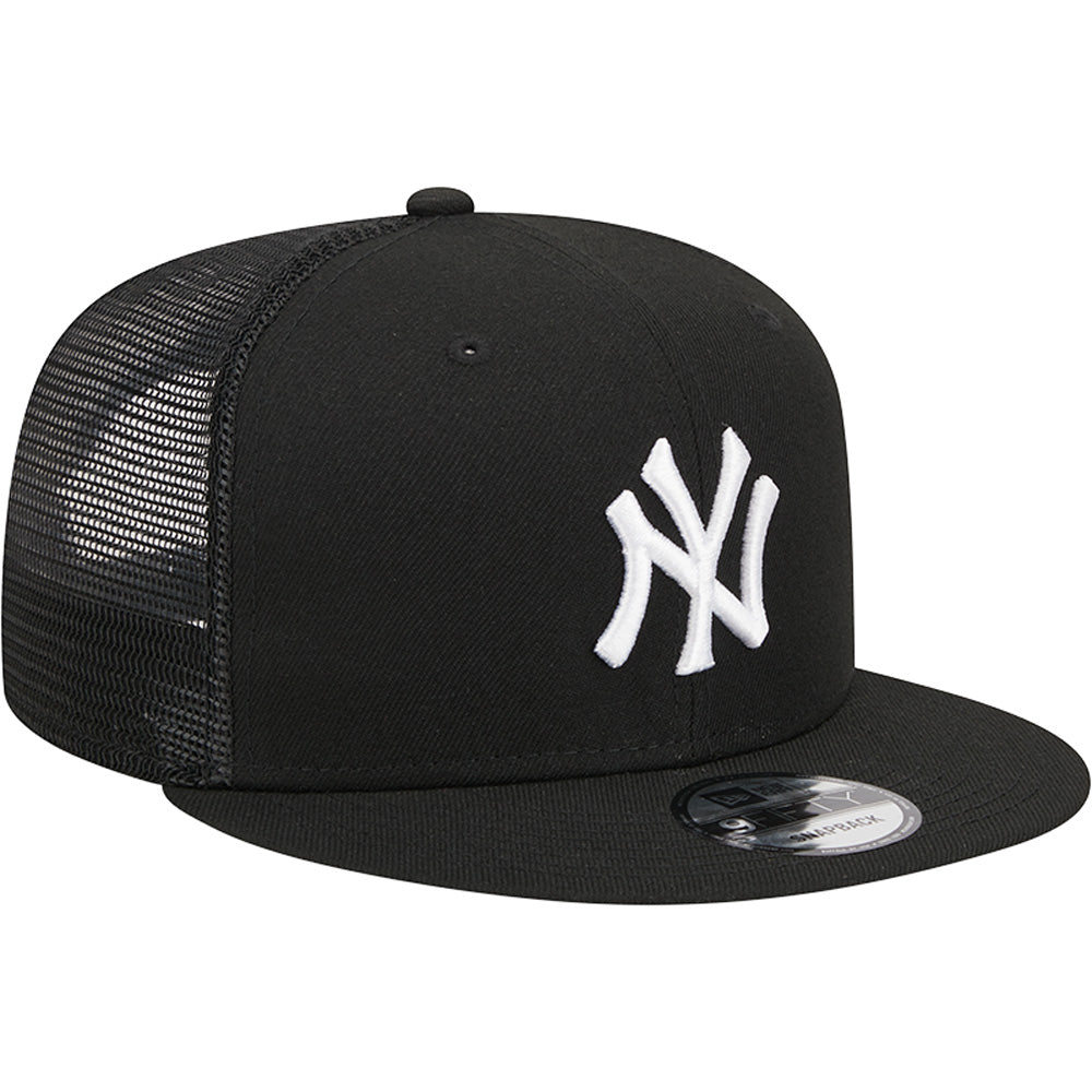 MLB New York Yankees New Era Black &amp; White Trucker 9FIFTY Snapback