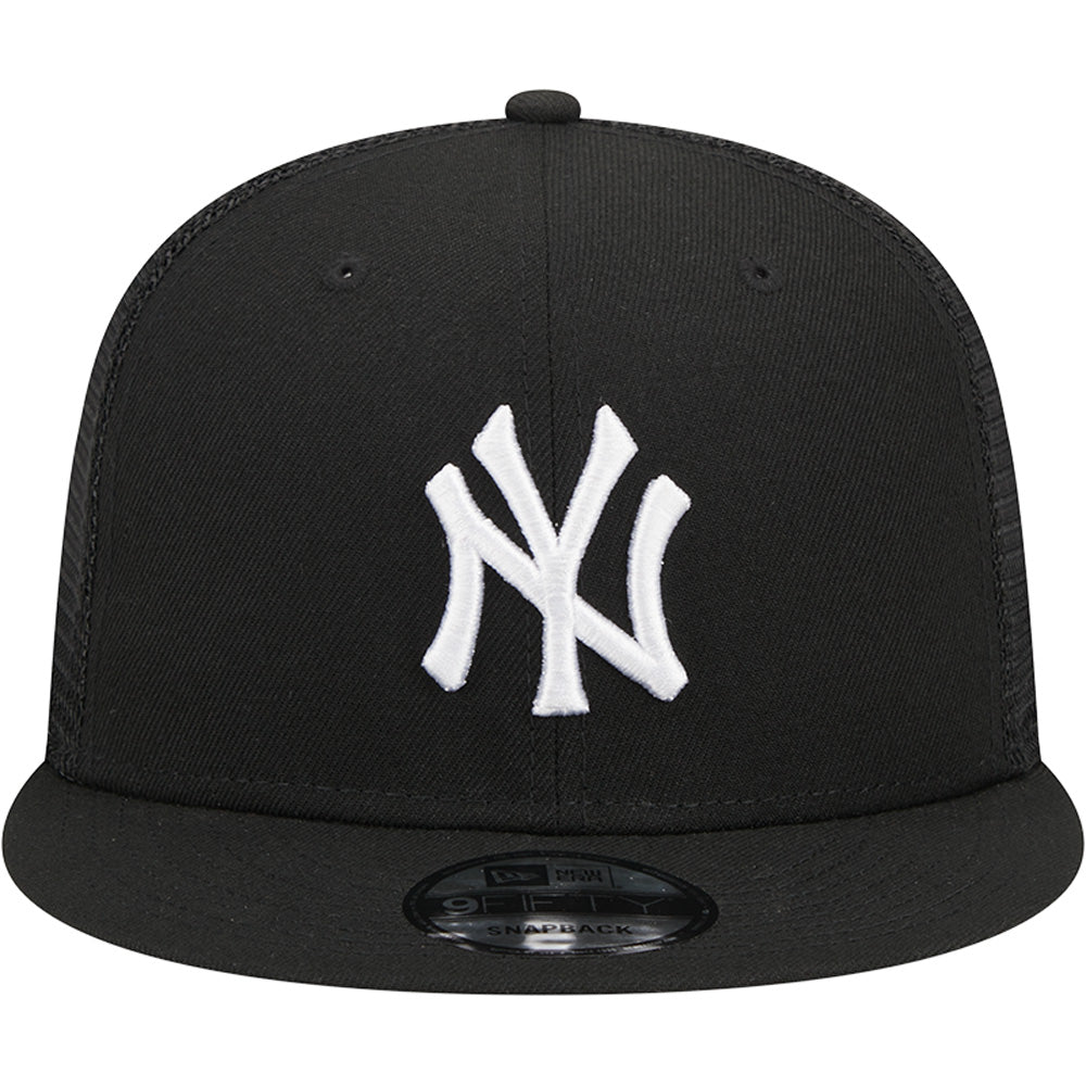 MLB New York Yankees New Era Black &amp; White Trucker 9FIFTY Snapback