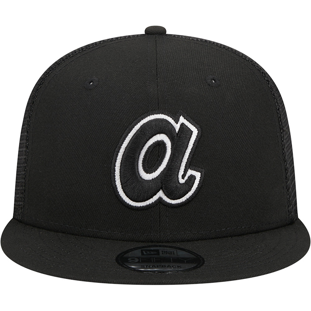 MLB Atlanta Braves New Era Black &amp; White Trucker 9FIFTY Snapback