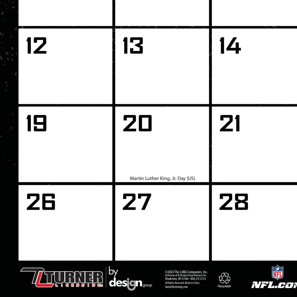 NFL Las Vegas Raiders 2024-2025 Desk Calendar