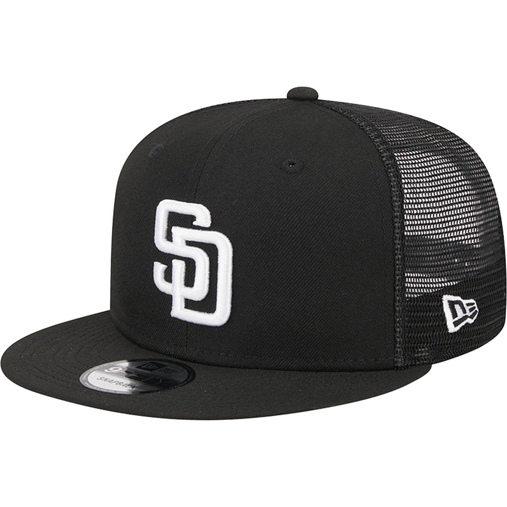 MLB San Diego Padres New Era Black &amp; White Trucker 9FIFTY Snapback