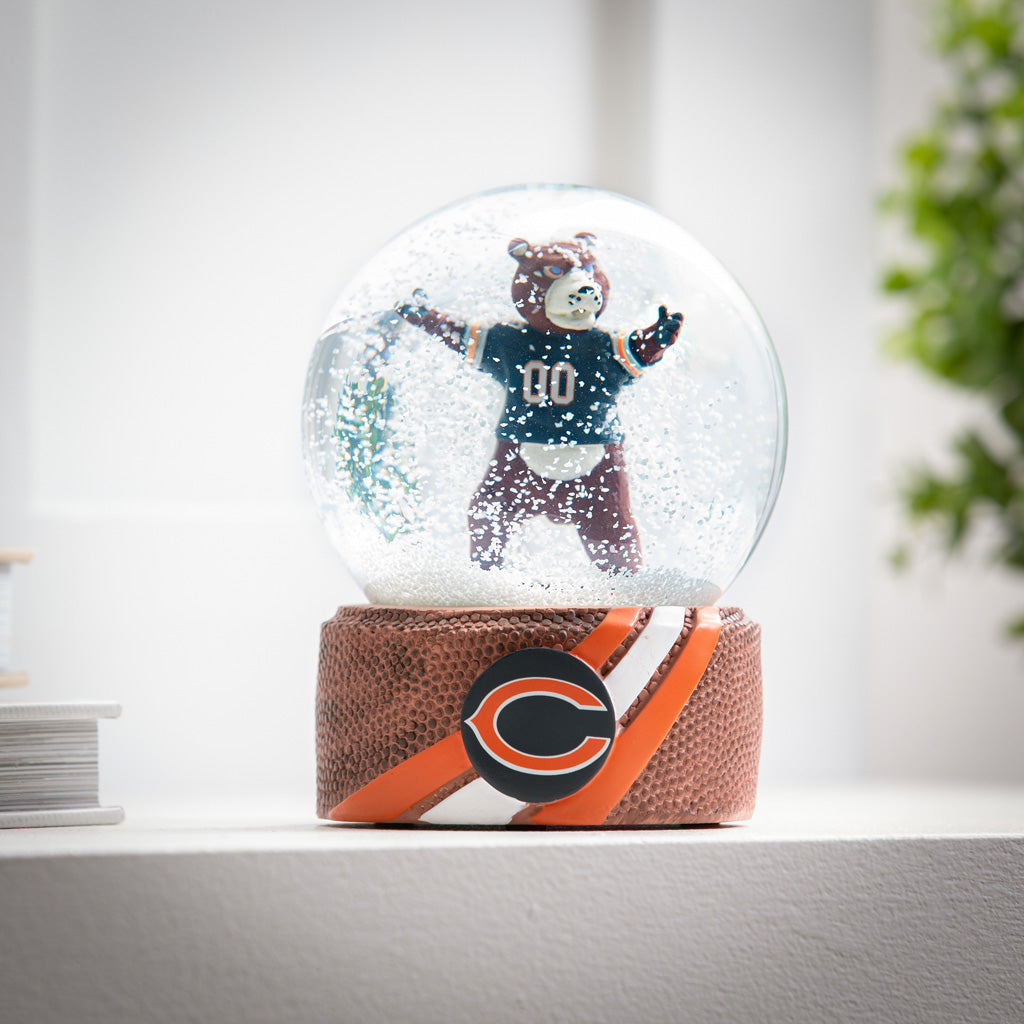 NFL Chicago Bears Evergreen Glass Water Globe